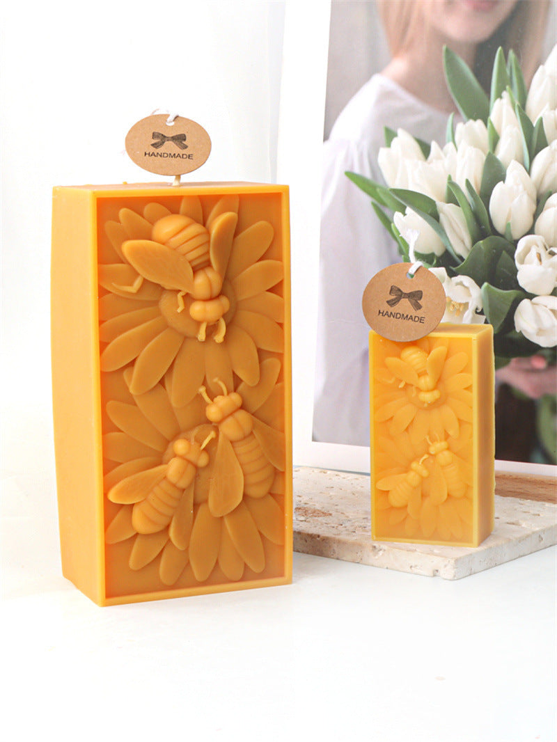 Silikon-Kerzenform, 3 Bienen, Bienenwachsblock