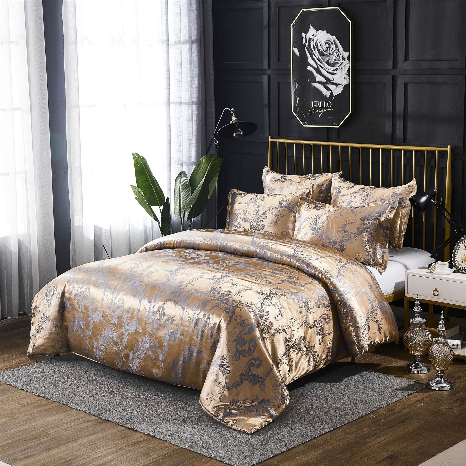 Two/Three-piece polyester bedding set.