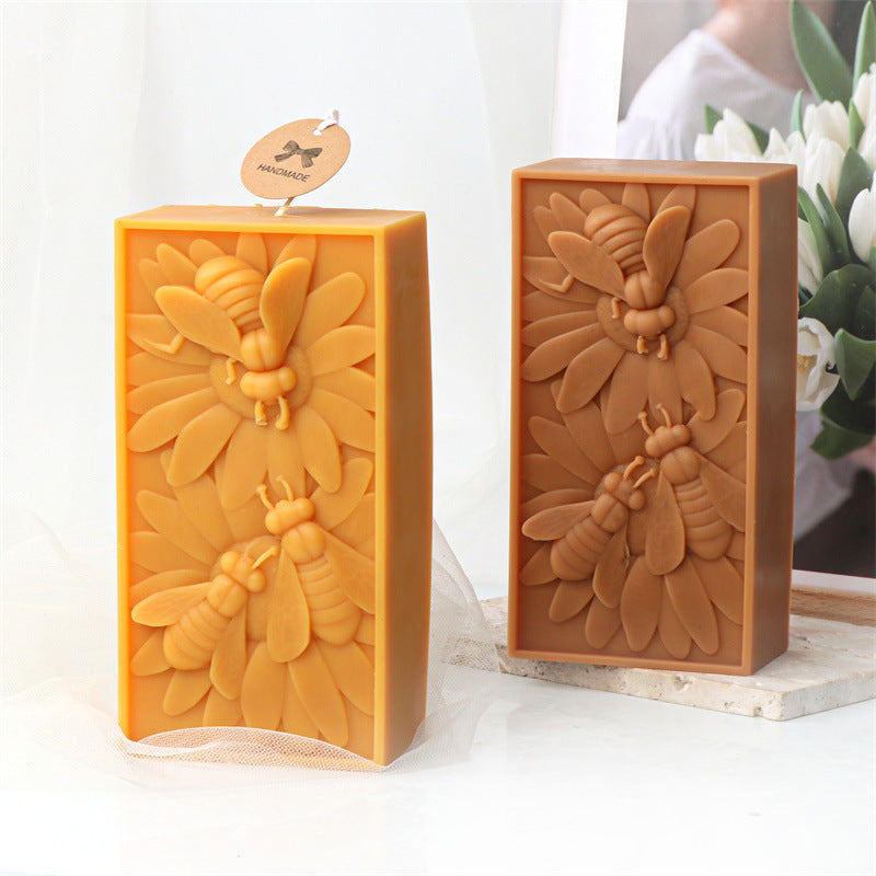 Silikon-Kerzenform, 3 Bienen, Bienenwachsblock
