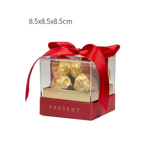 Acryl-Geschenkbox mit transparentem Band.