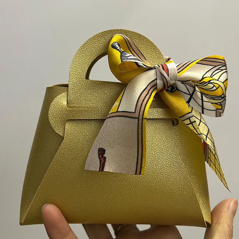 Große Geschenktüte aus Leder mit Schal für Hochzeitsfeiern, 10-teilige Geschenkverpackung.