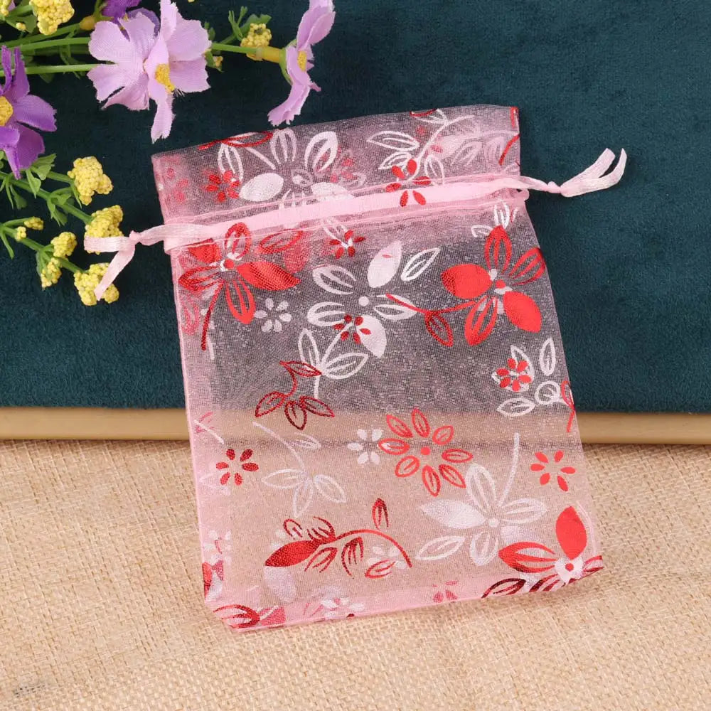Satinbeutel mit Kordelzug zum Verpacken von Geschenktüten.