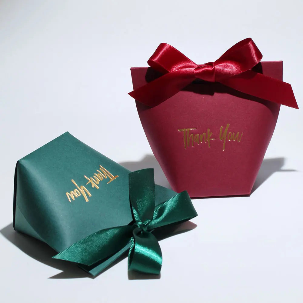 Charmante Süßigkeiten-Geschenkboxen „Danke“ mit Schleife