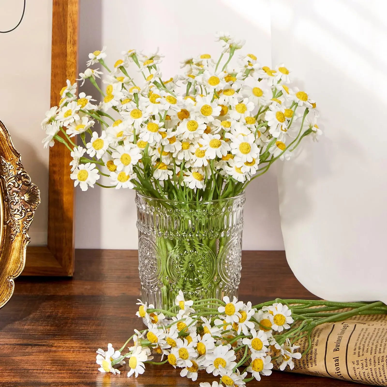 Daisy Flowers Bouquet for Table Decoration Home Decor.