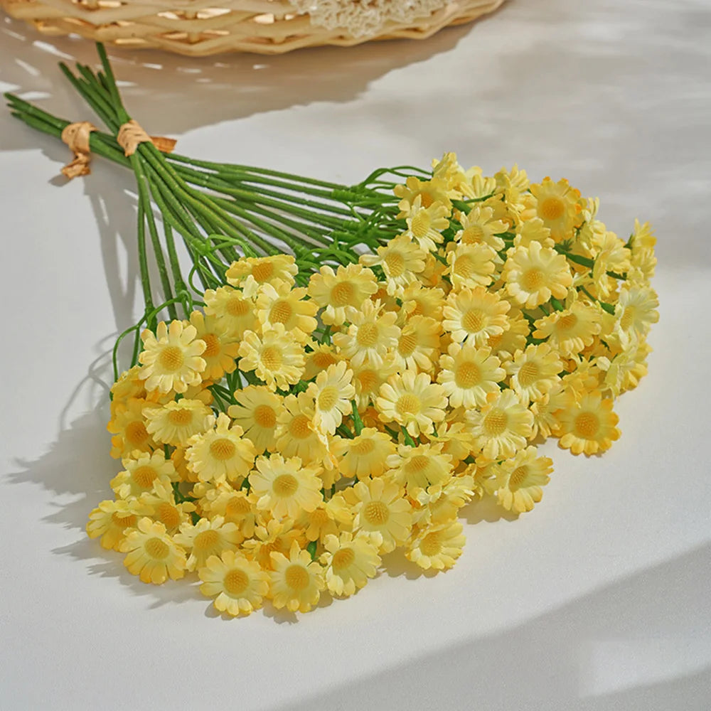 Daisy Flowers Bouquet for Table Decoration Home Decor.
