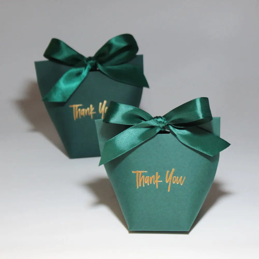 Charmante Süßigkeiten-Geschenkboxen „Danke“ mit Schleife