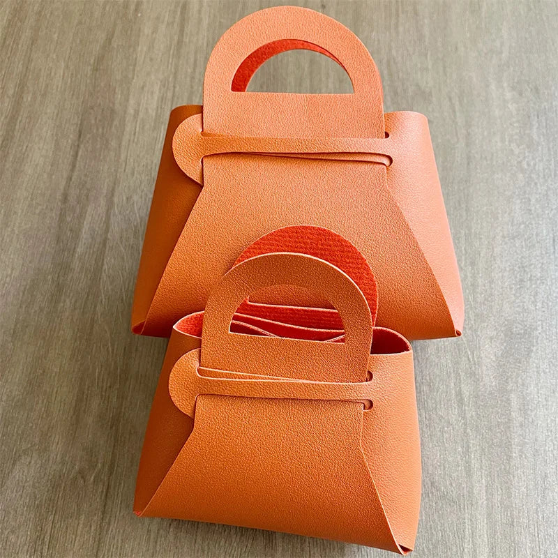 Große Geschenktüte aus Leder mit Schal für Hochzeitsfeiern, 10-teilige Geschenkverpackung.