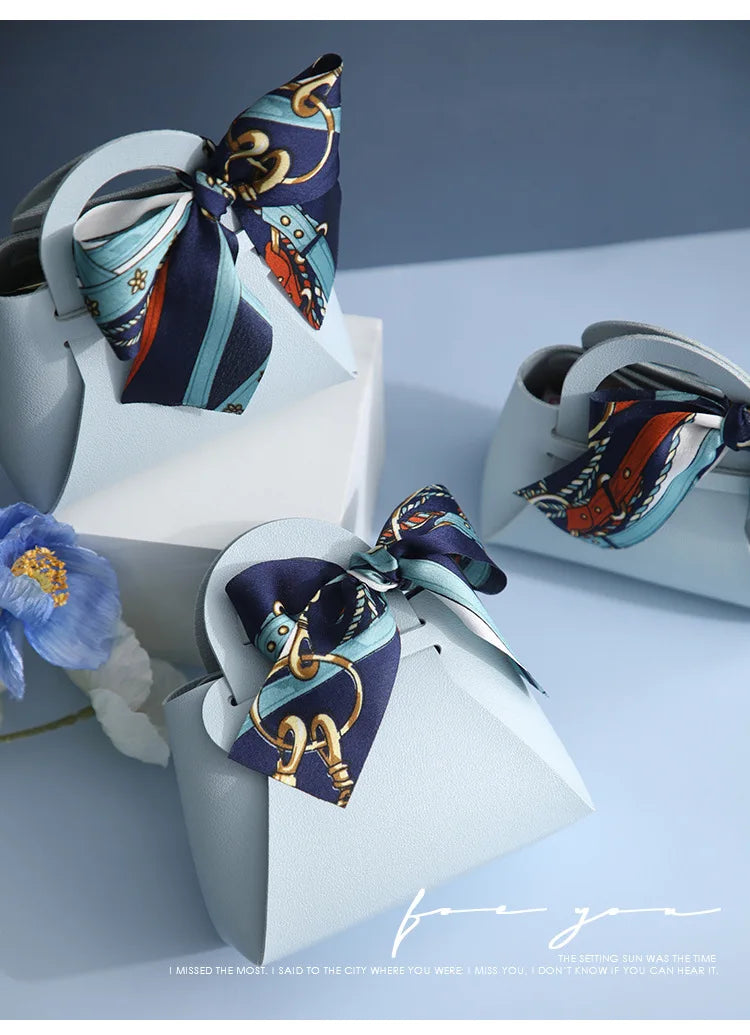Große Geschenktüte aus Leder mit Schal für Hochzeitsfeiern, 10-teilige Geschenkverpackung.
