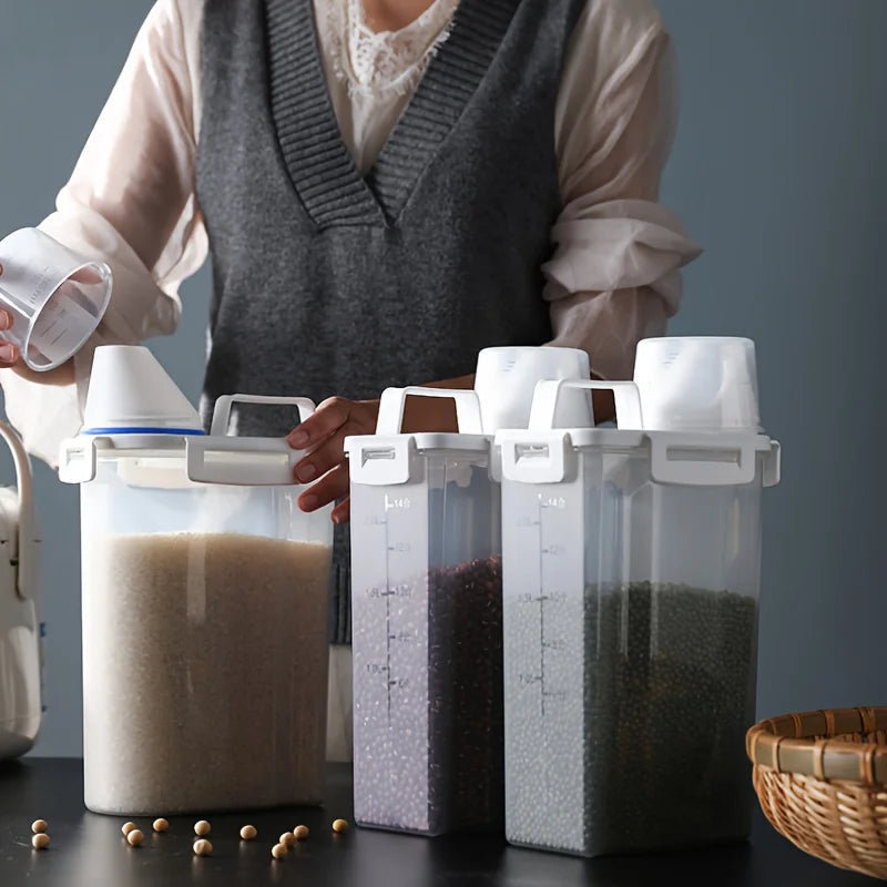 Storage container 2.5L 1PC sealed portable food storage