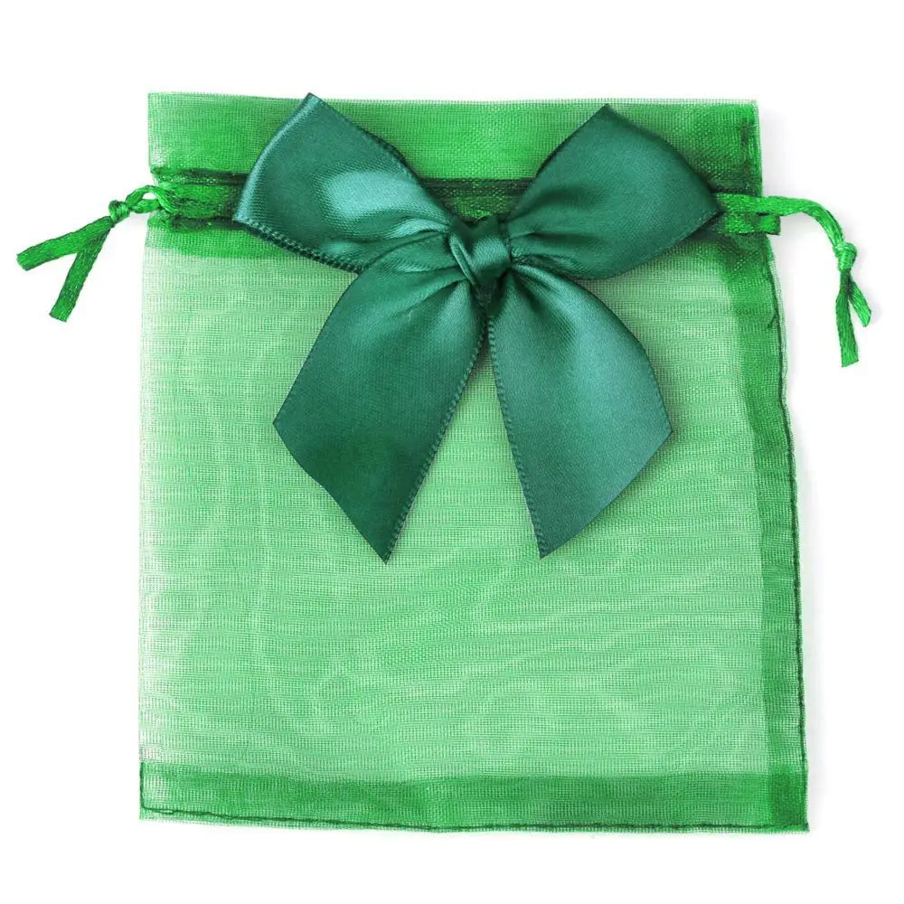 Organza-Geschenkbeutel mit Schleife und Kordelzug.