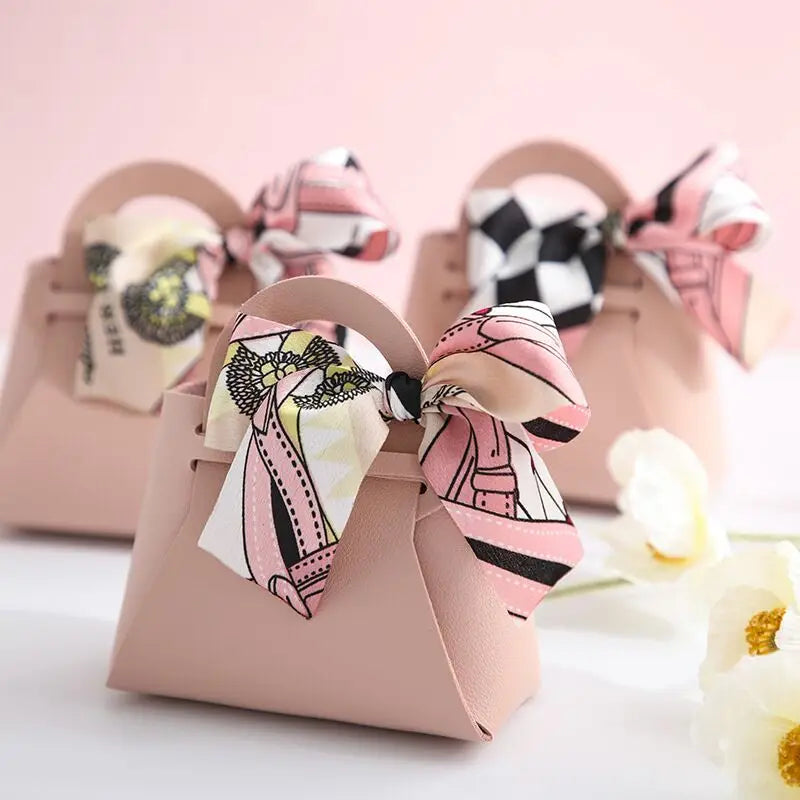 Große Geschenktüte aus Leder mit Schal für Hochzeitsfeiern, 10-teilige Geschenkverpackung.