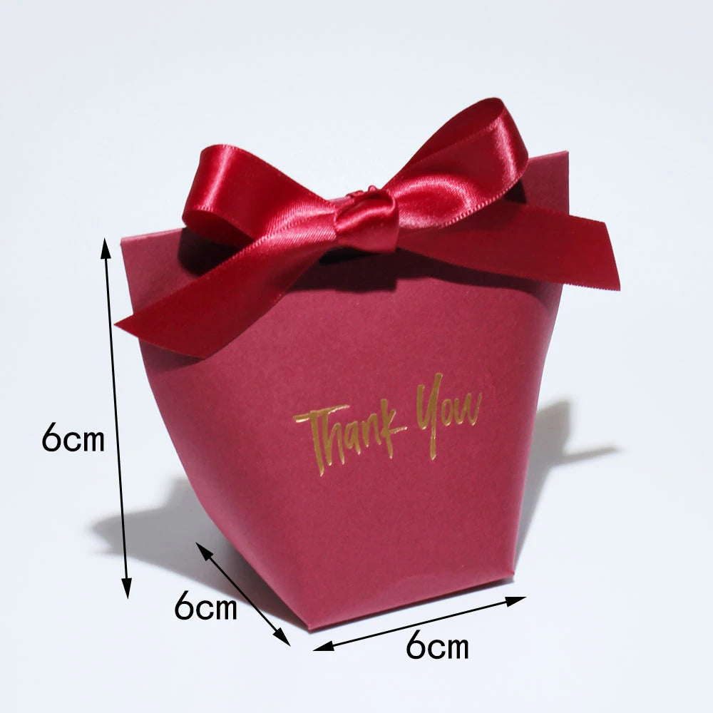 Charmante Süßigkeiten-Geschenkboxen „Danke“ mit Schleife