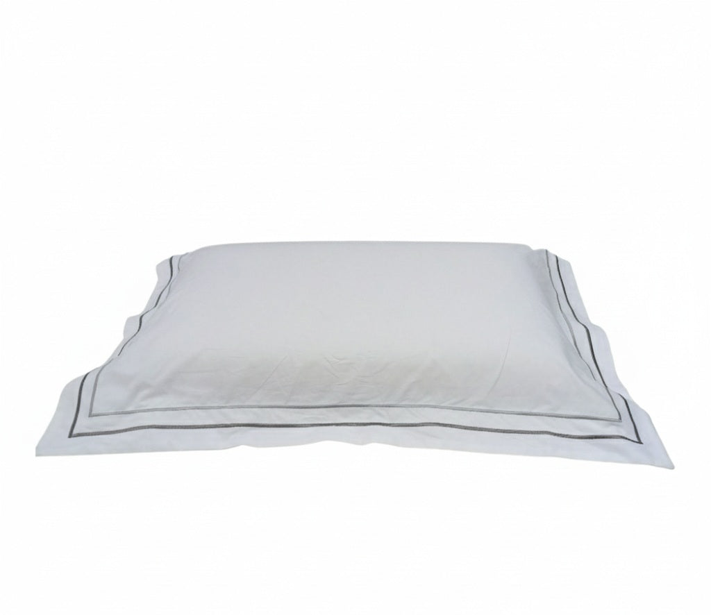 Komplettes Luxus-Apartment in puro cotone con burdon