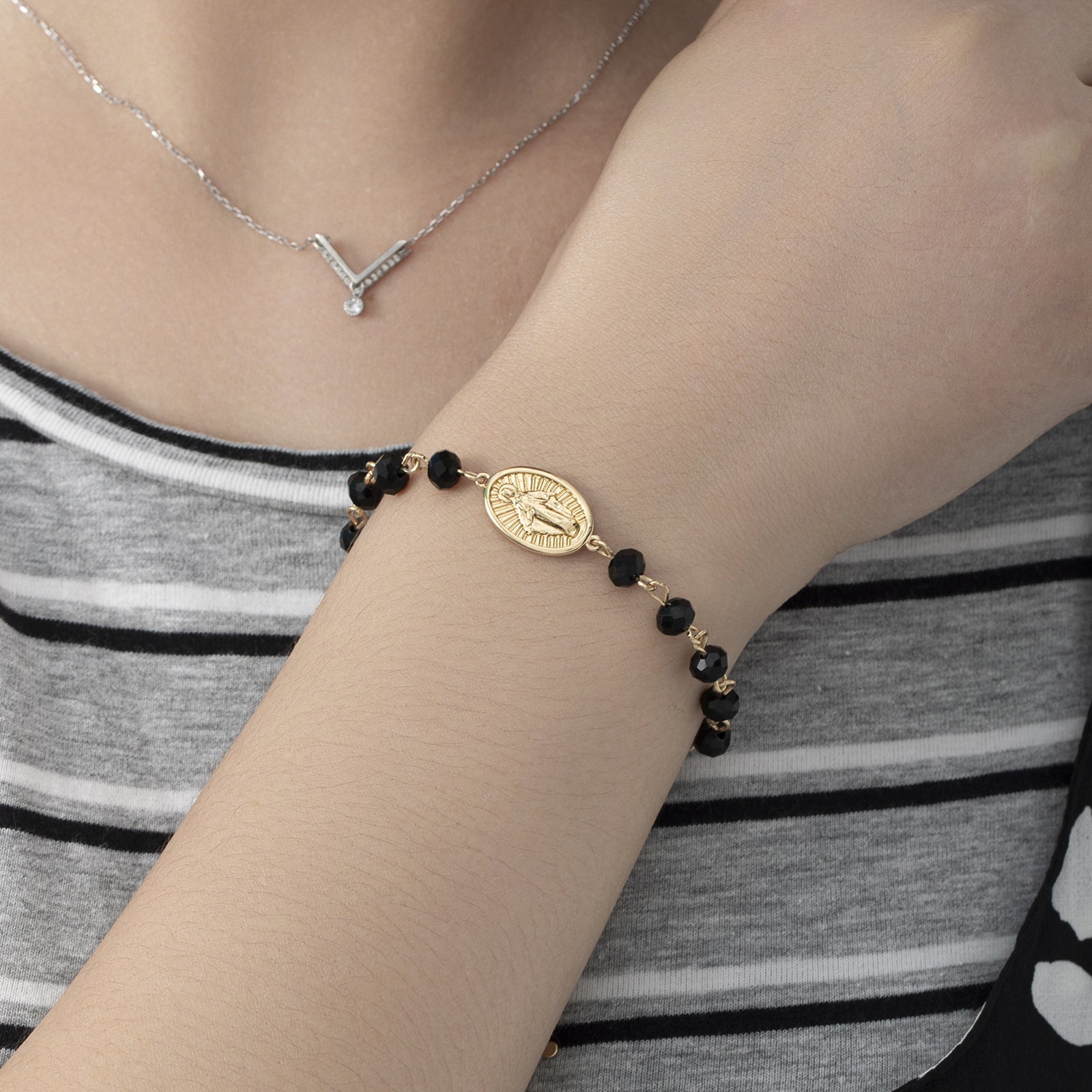 Perlenarmband Ovale Medaille Kristall Ostern