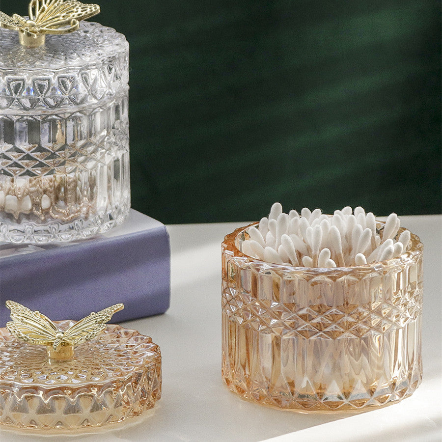 Vorratsglas aus Glas mit Schmetterling