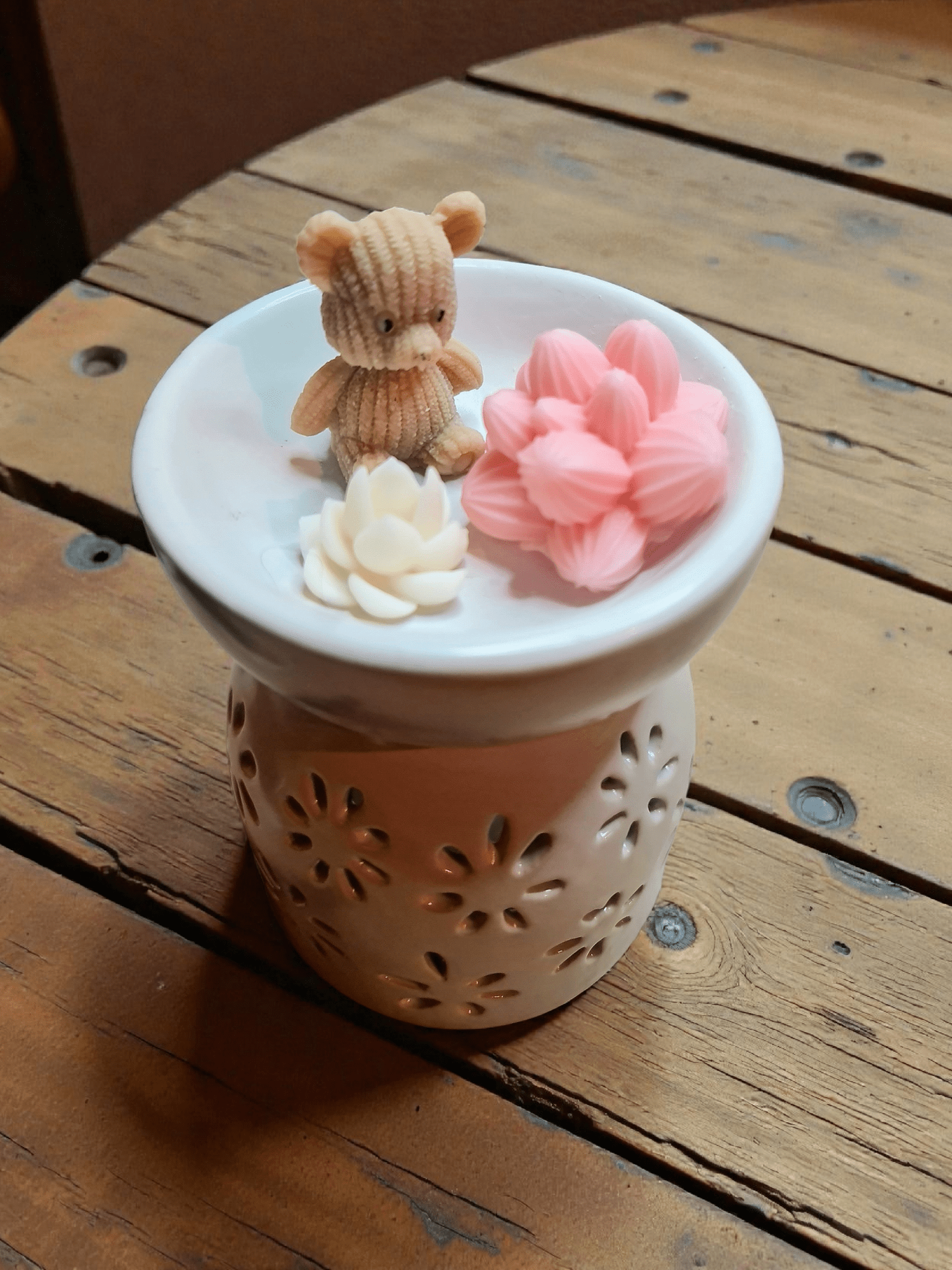 Brucia Essenze e Tavolette di Cera Veg